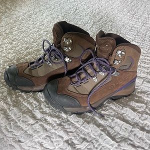 Oboz Wind River III hiking boots size 8 womens